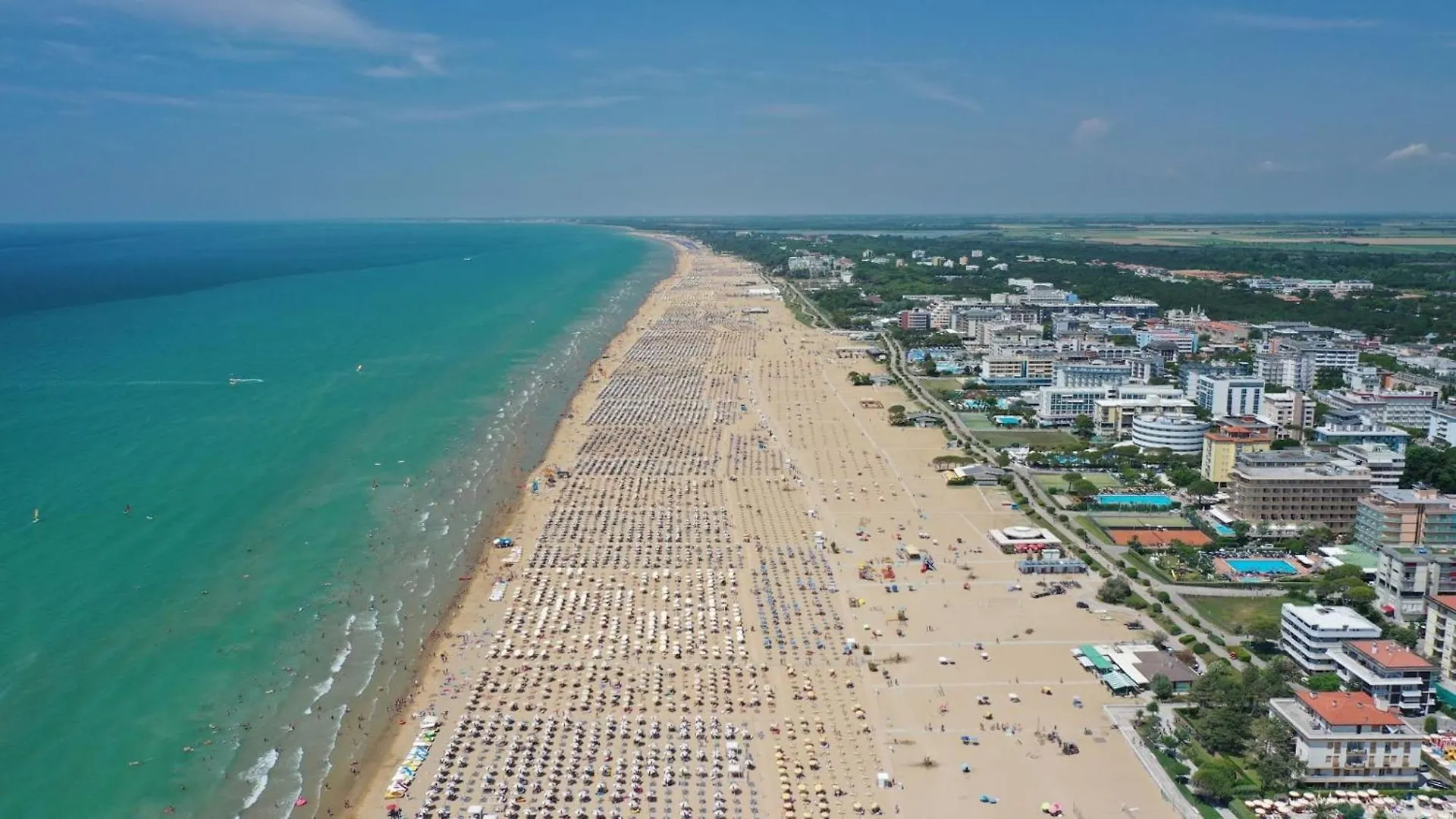 Beachfront Apartment With A Big Terrace - Beahost Bibione 0*,